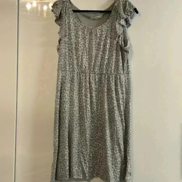 Anne Taylor  Loft Dress with Ruffled Sleeve with Sage Green Pattern - Picture 2 of 5